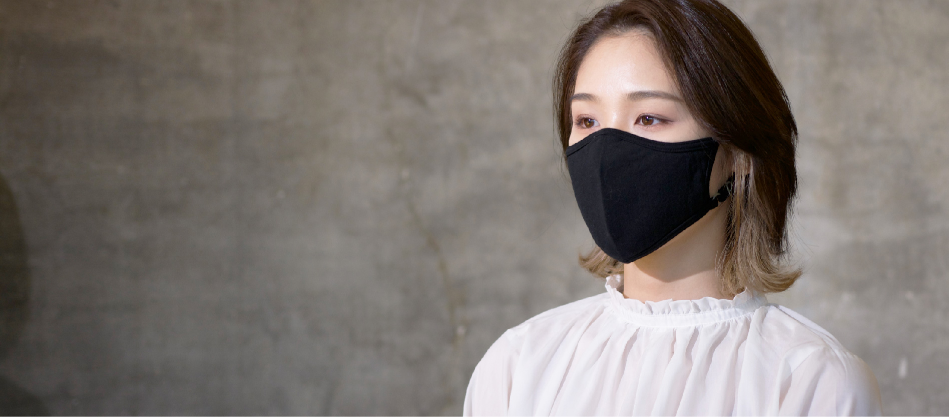京都の肌に優しいクレープ生地のマスク おしゃれ ブラック 黒 汚れ 目立たない カラー
