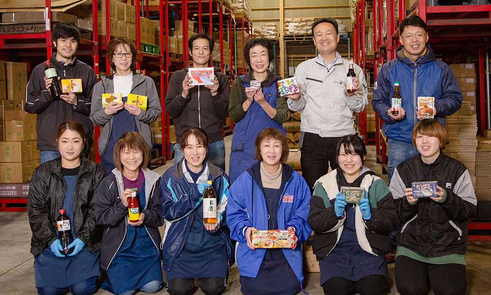 日本食品工業　スタッフ写真