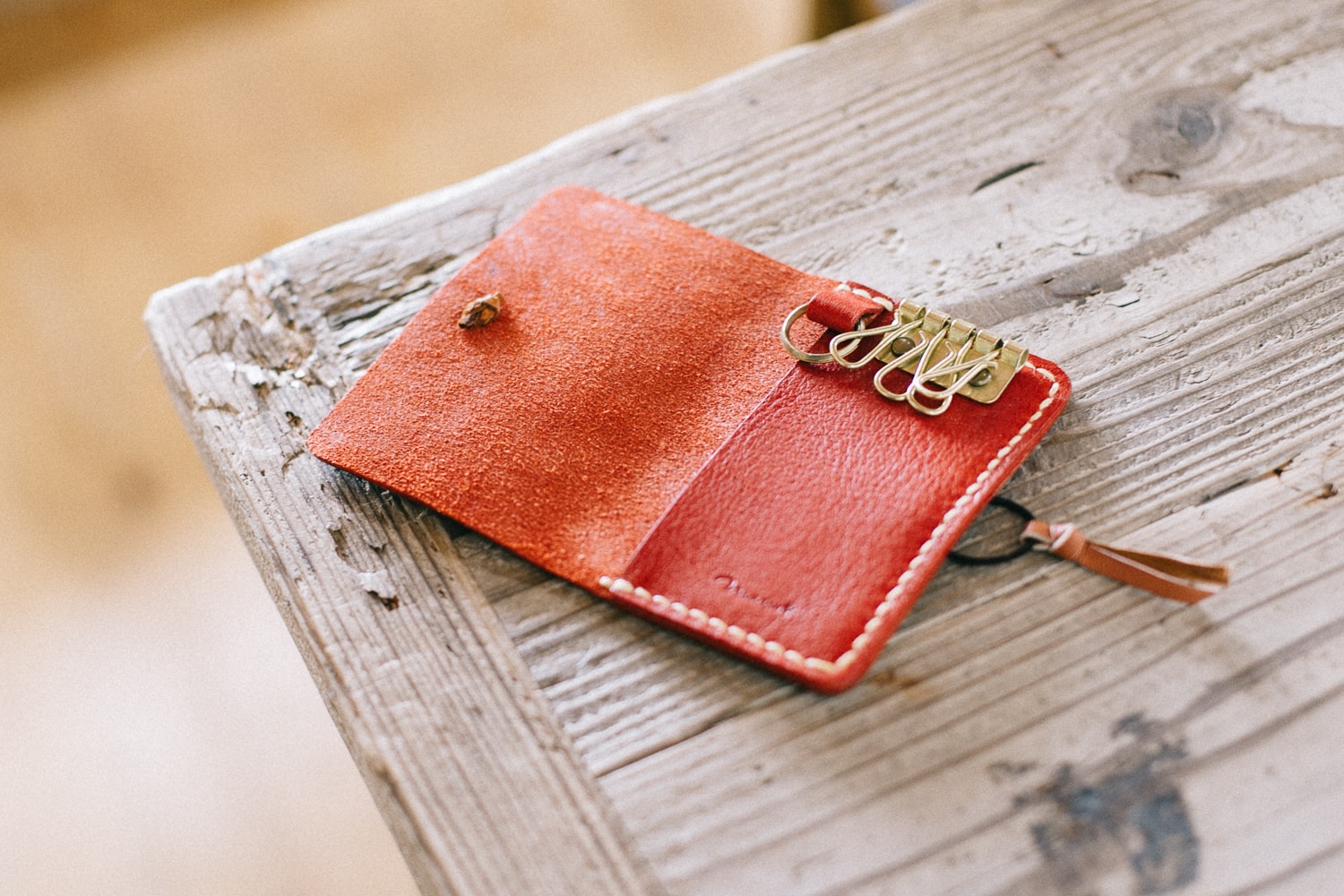 ナチュラルな革の手縫いのキーケース | 革小物のDuram Online Shop