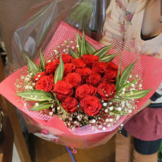 赤バラの花束 ブーケタイプ
